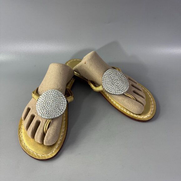Bernardo Must Sone Pewter Thong Sandals Leather Medallion Embellishment, Size 9 - Picture 1 of 11